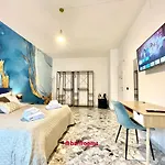 Barirooms Piccinni * Bari