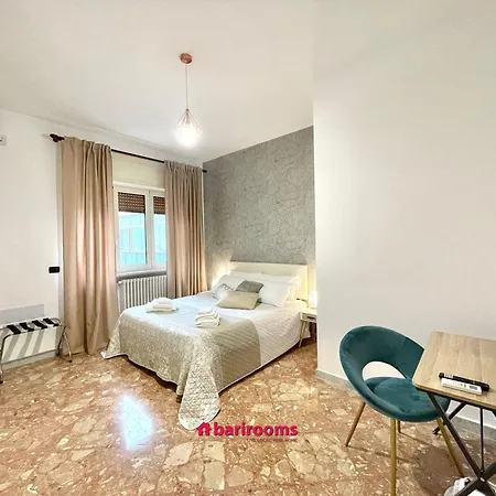 Πανσιόν Barirooms Piccinni Μπάρι