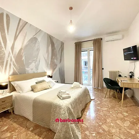 Barirooms Piccinni Πανσιόν *