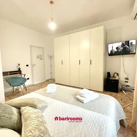 Barirooms Piccinni ゲストハウス *